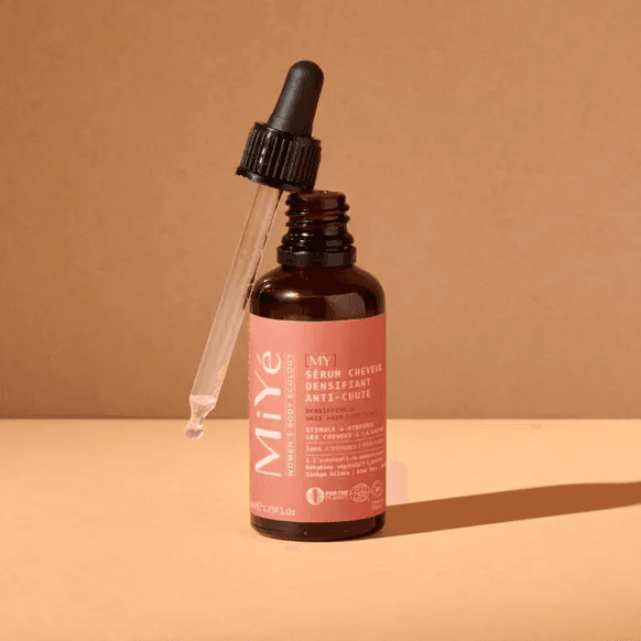 Biologisch serum tegen haaruitval, haargroei en verdikking